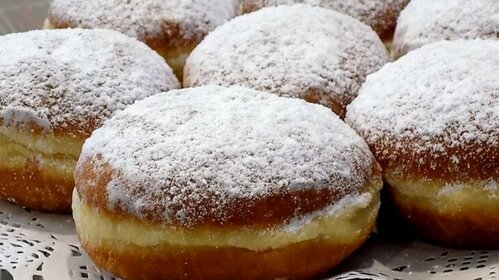 PĄCZKI (BEIGNETS POLONAIS)