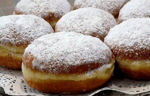 PĄCZKI (BEIGNETS POLONAIS)